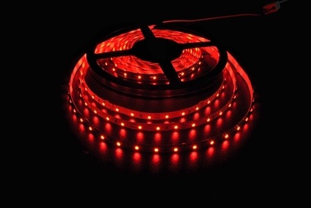 Светодиодная лента  LC-3528-12R60