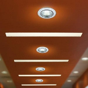 Точечный светильник Crown 369104