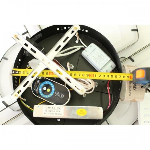 Потолочная люстра Cargeghe OML-49217-144