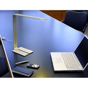 Интерьерная настольная лампа Cygnis 146046