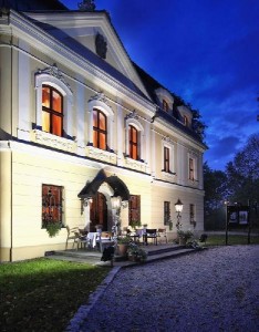 Прожектор уличный Adamo Mth 4842