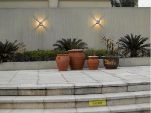 Настенный светильник уличный W61848-LED