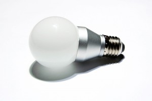 Лампочка светодиодная LC-ST-E27-5-WW